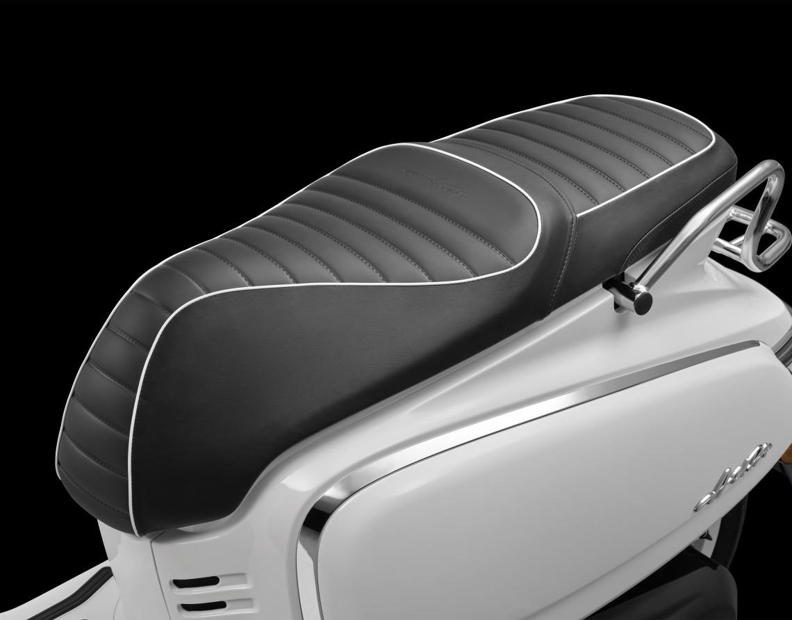 150AURA_Studio-Detail_5-1